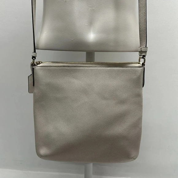 Coach Rowan File Crossbody Bag Purse In Cream Ivory Chalk Canvas Gold Hardware - Picture 7 of 14